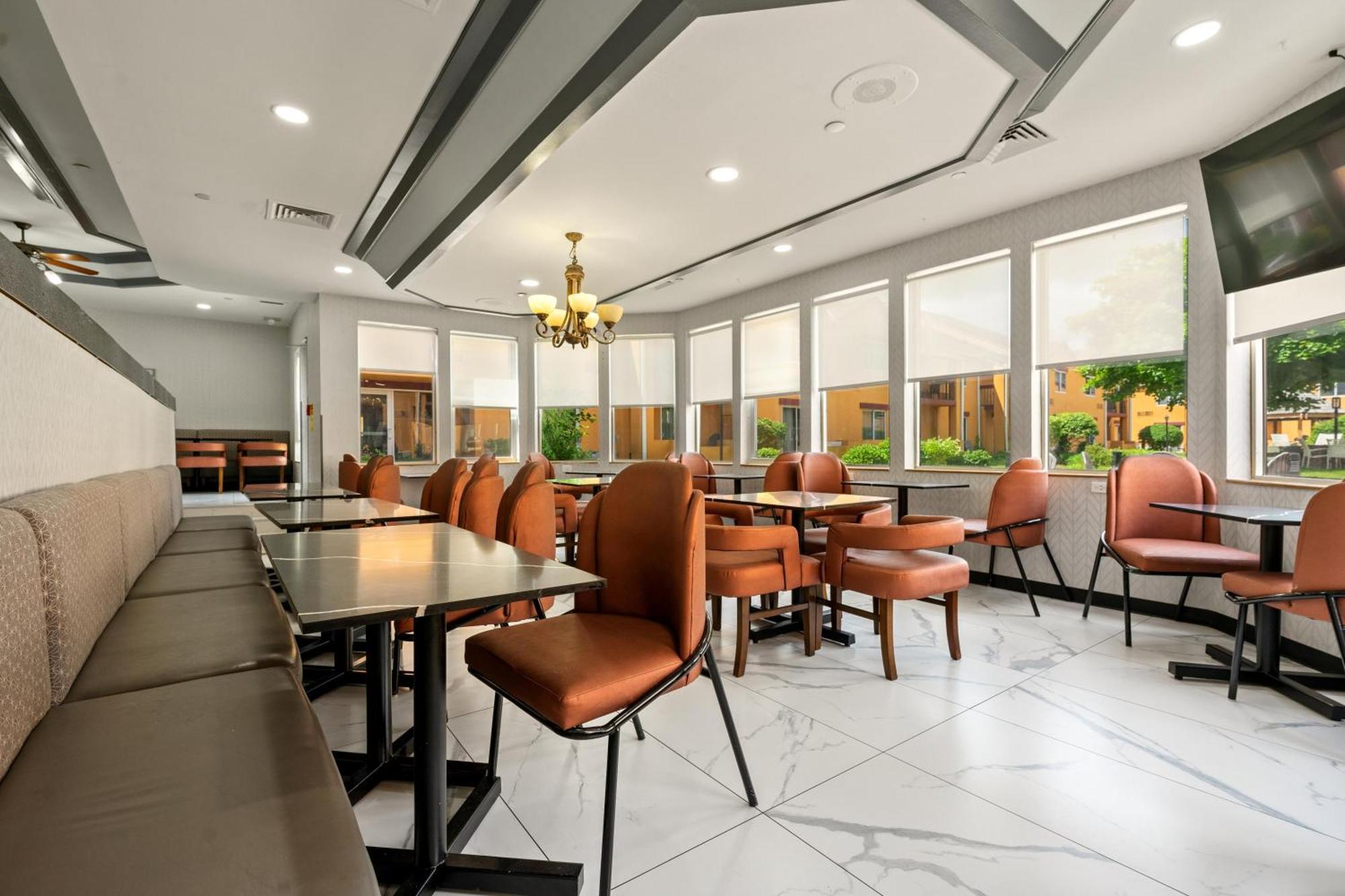 Chicago Club Inn & Suite Oakbrook Terrace Dış mekan fotoğraf