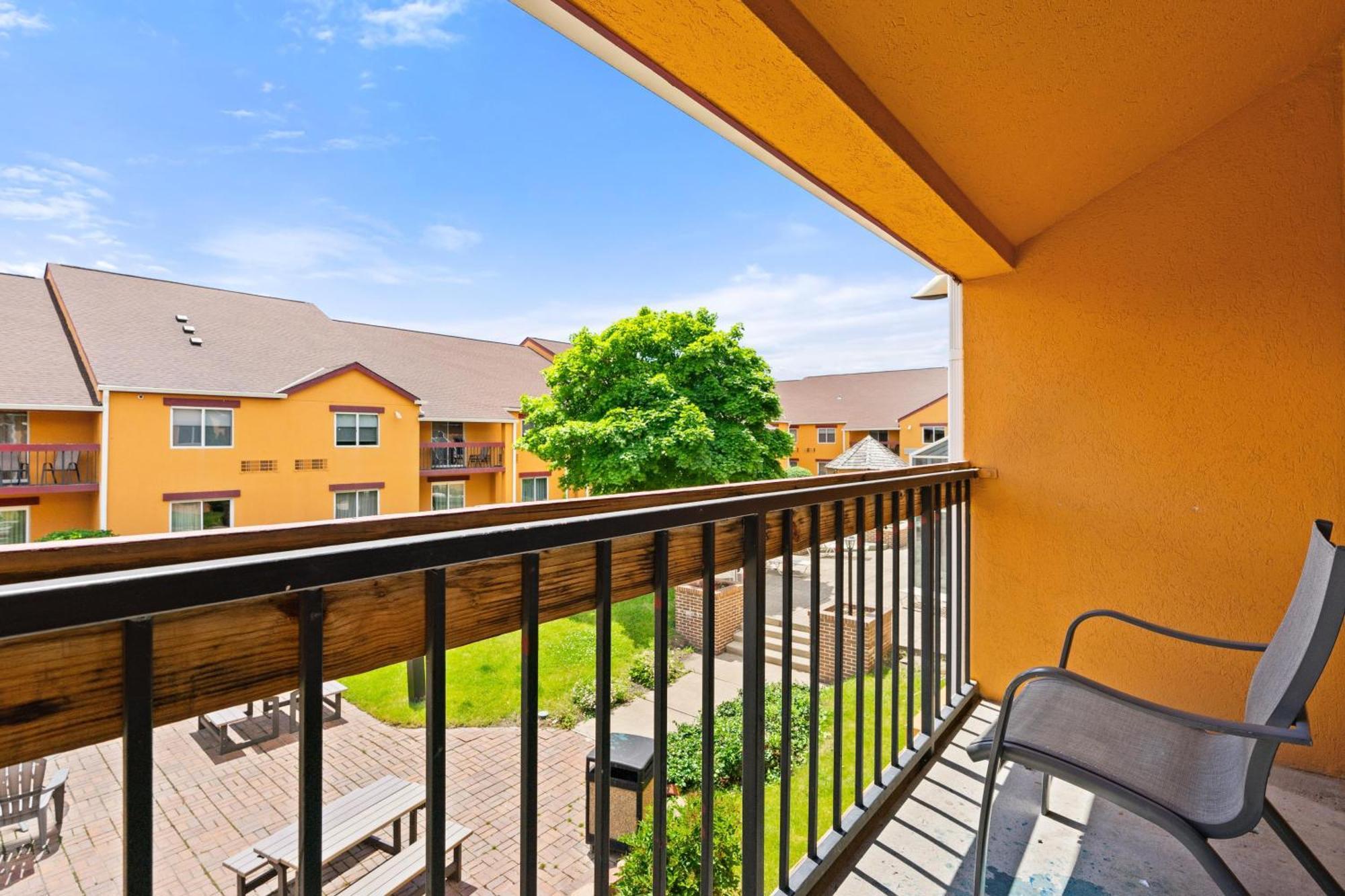 Chicago Club Inn & Suite Oakbrook Terrace Oda fotoğraf