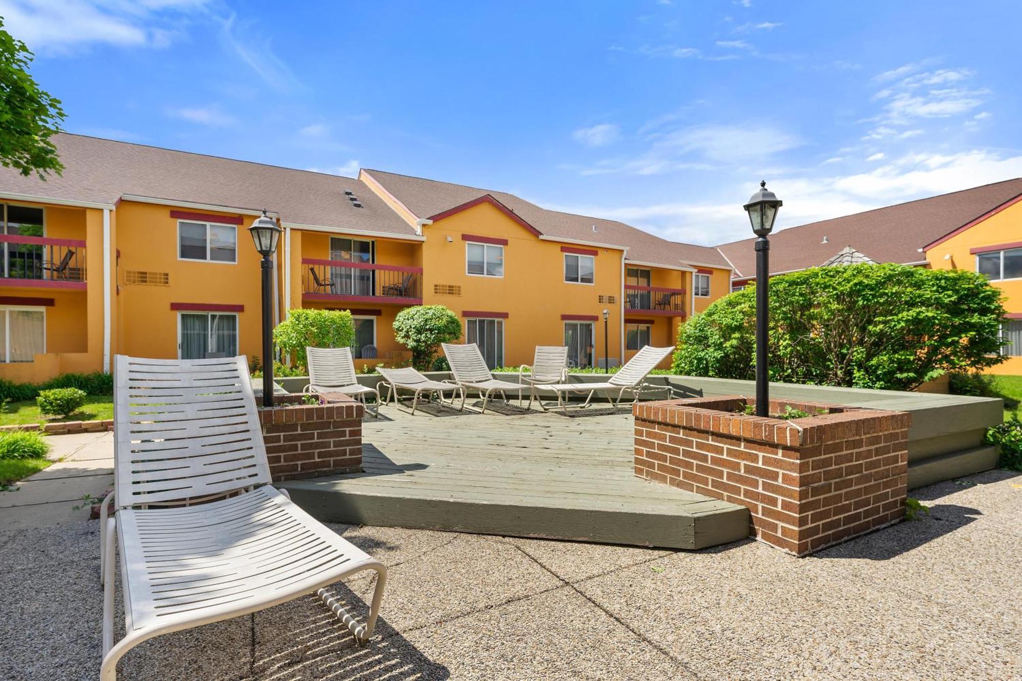 Chicago Club Inn & Suite Oakbrook Terrace Dış mekan fotoğraf