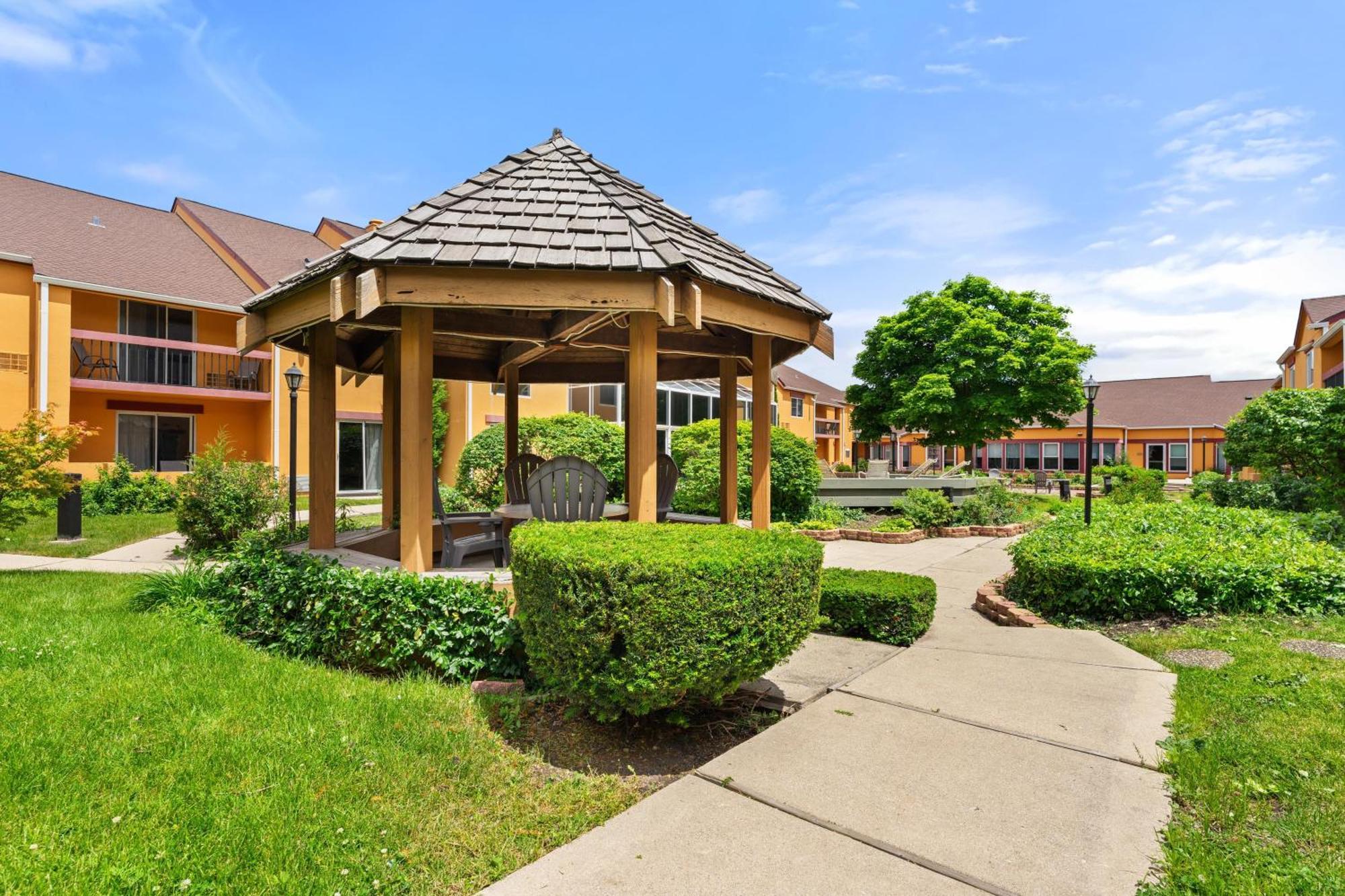 Chicago Club Inn & Suite Oakbrook Terrace Dış mekan fotoğraf