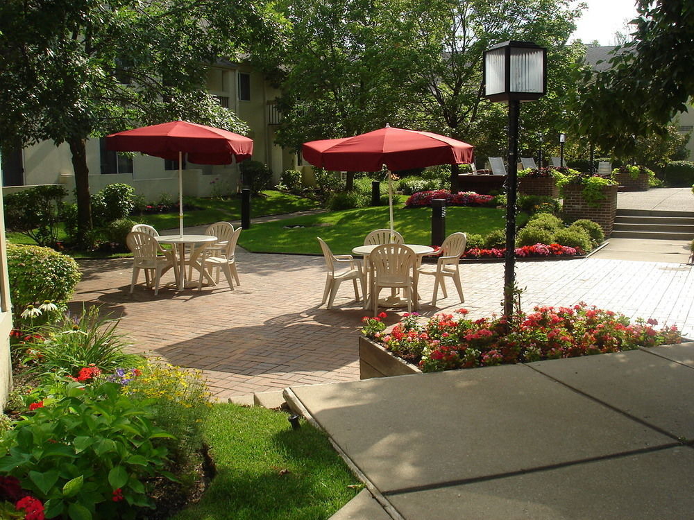 Chicago Club Inn & Suite Oakbrook Terrace Dış mekan fotoğraf